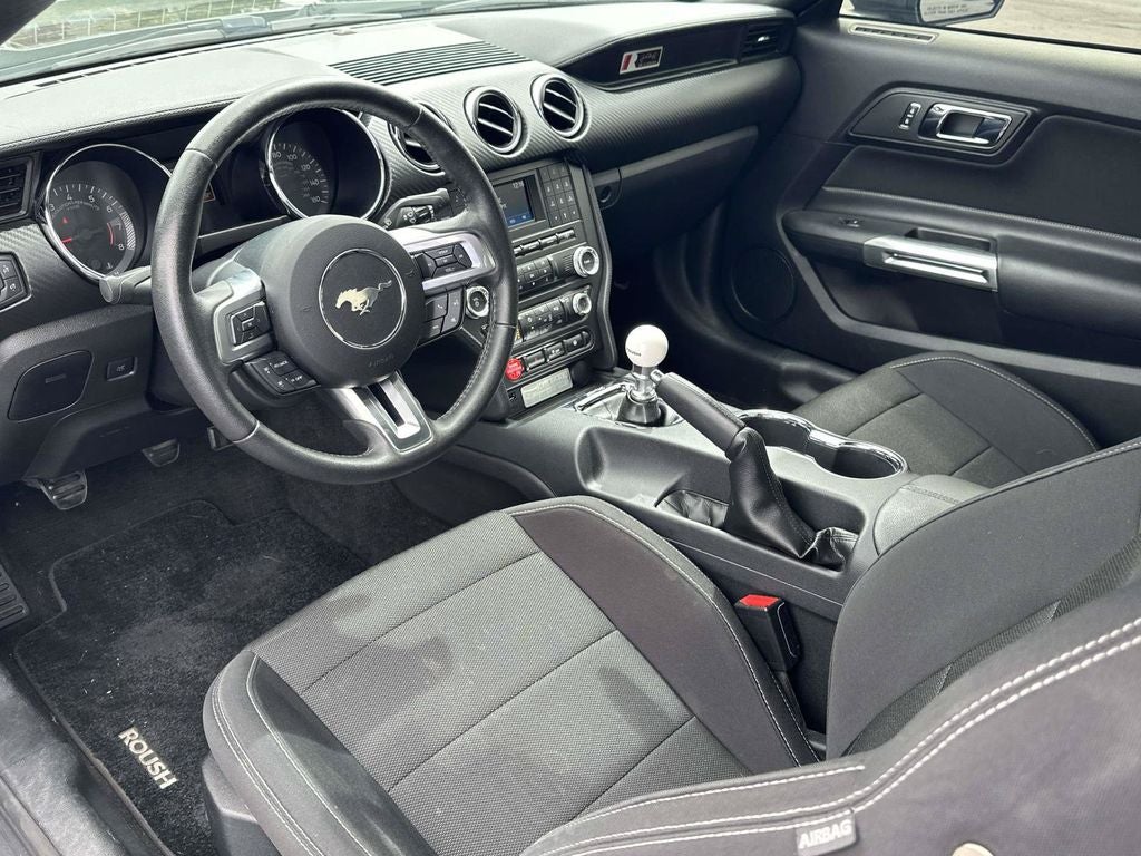 2017 Ford Mustang V6