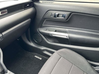 2017 Ford Mustang V6