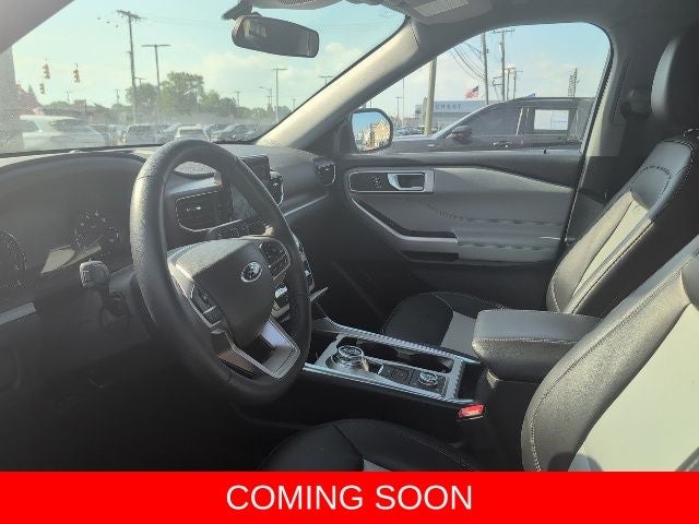 2024 Ford Explorer XLT