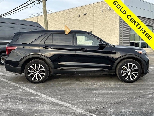 2022 Ford Explorer ST-Line