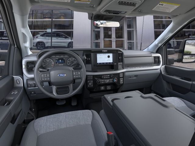 2026 Ford F-350 Super Duty XLT - Photo 9