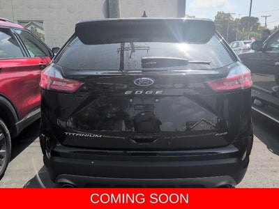 2023 Ford Edge Titanium