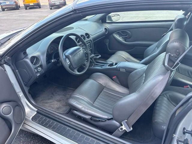 1999 Pontiac Firebird Base