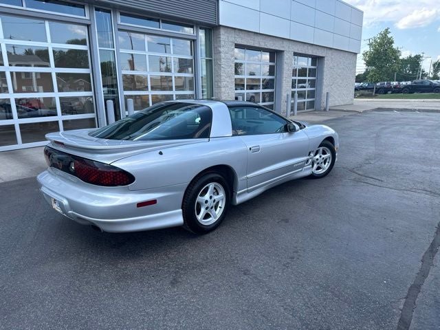 1999 Pontiac Firebird Base