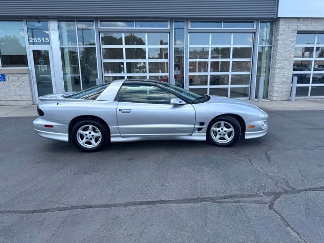 1999 Pontiac Firebird Base