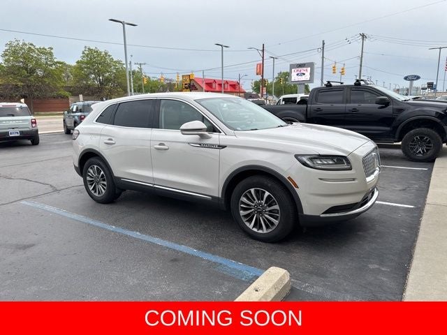 2022 Lincoln Nautilus FWD's photo