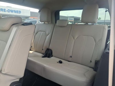 2022 Ford Expedition Max Platinum
