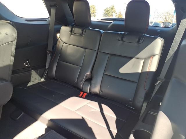 2024 Ford Explorer ST-Line