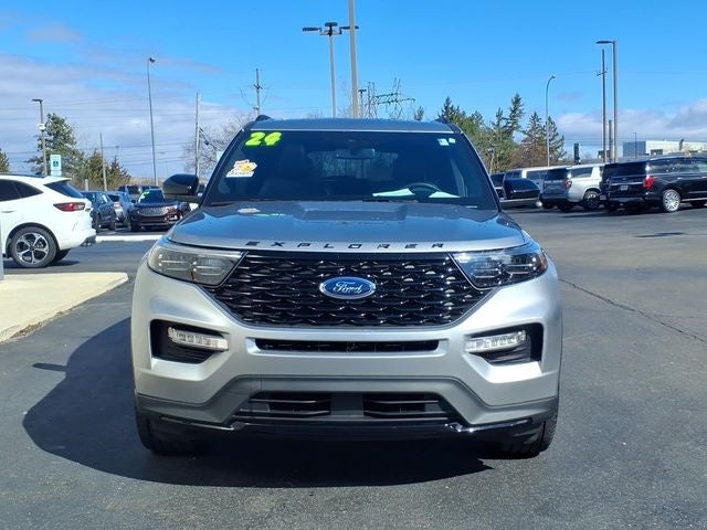 2024 Ford Explorer ST-Line