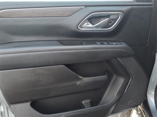 2023 Chevrolet Suburban LS